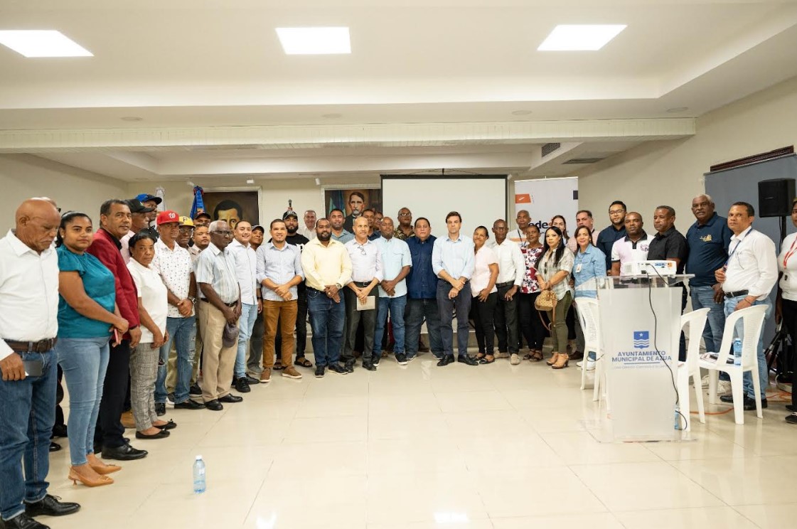 Edesur invertirá RD$421.4 millones en programa de construcción y modernización de redes eléctricas en Azua