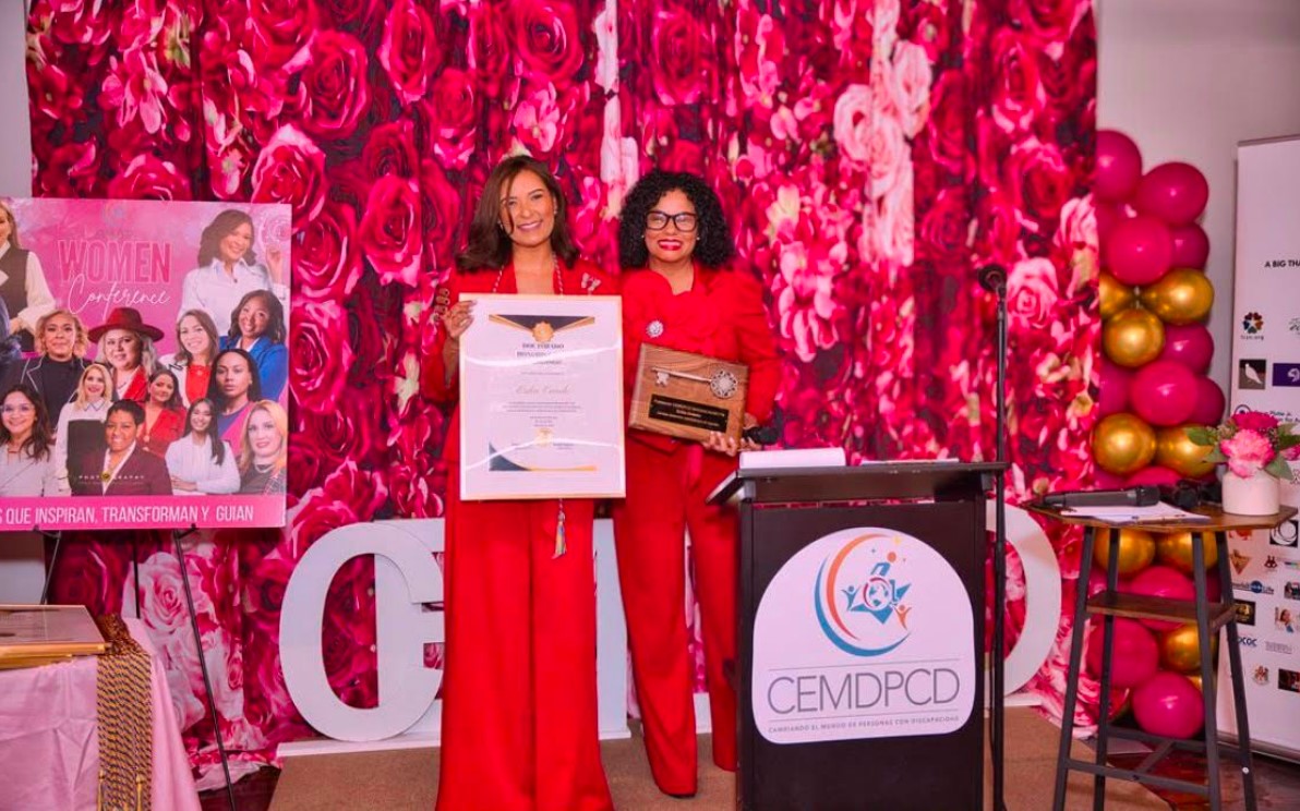 Comunicadora Erika Oviedo