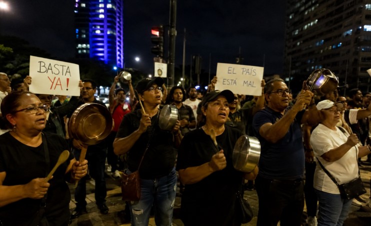 Cacerolazos vuelven a sonar en el Gran Santo Domingo en rechazo de males que afectan a la sociedad
