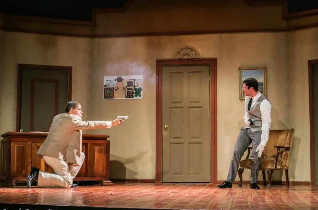 Naiboa presenta “La cantante calva” en el Teatro Nacional a beneficio del Patronato de la Salud Mental Padre Billini