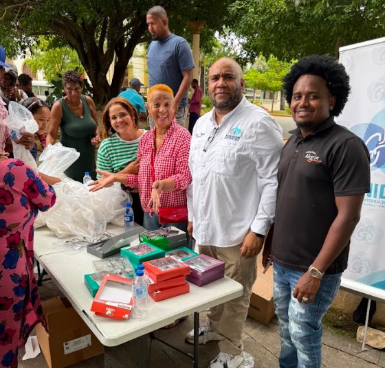 Fundación Nueva Alegría y FUNIDOM Dominicana realizan exitosa Jornada de entrega de medicamentos en San Cristóbal