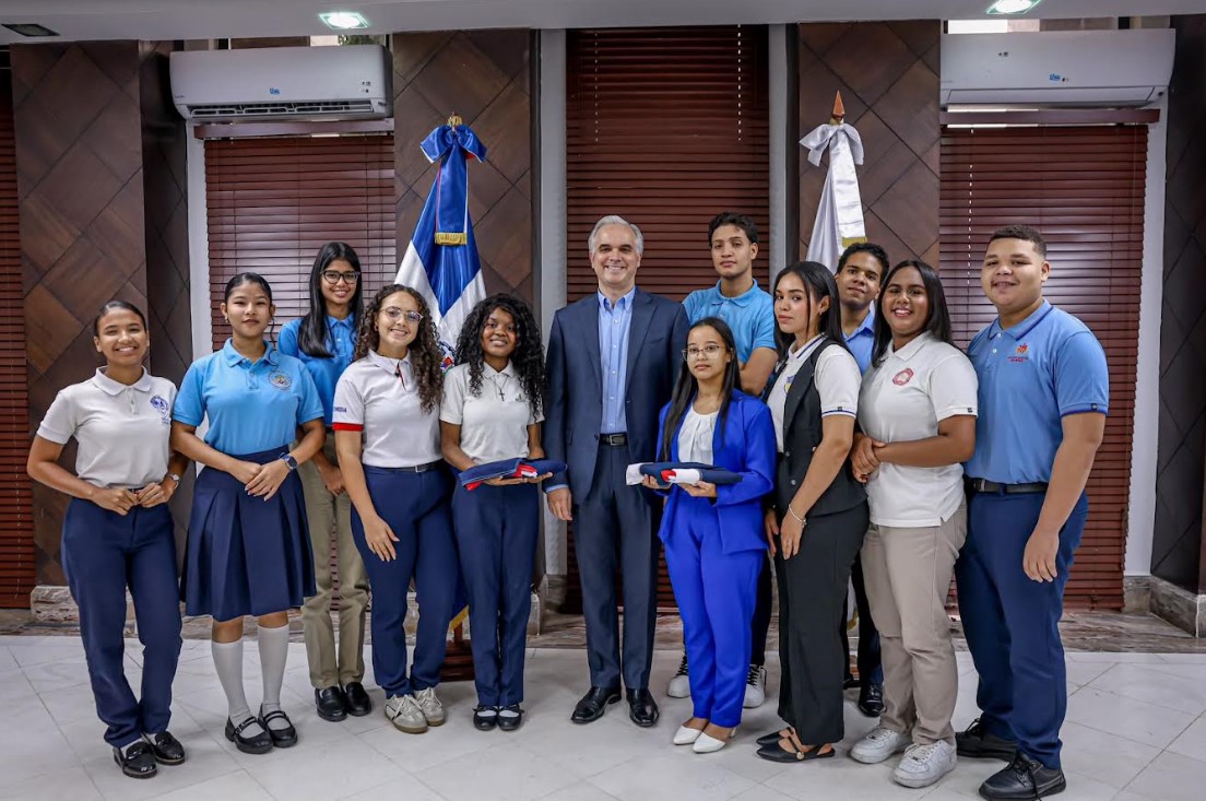 Delegación de estudiantes representará al país en Kenia y Estados Unidos