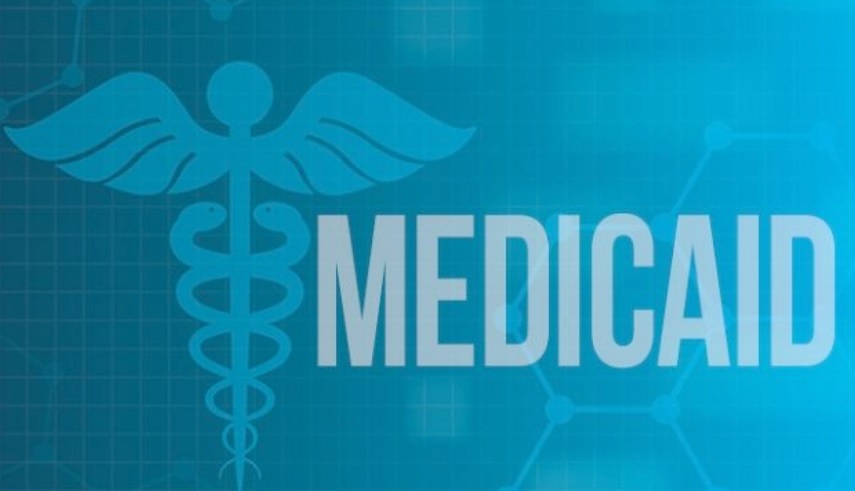 NYC activa fondos para orientar a beneficiarios de Medicaid ante nuevas y estrictas exigencias