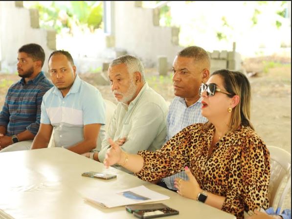 EGEHID anuncia culminación del Polideportivo de Cambita El Pueblecito para noviembre