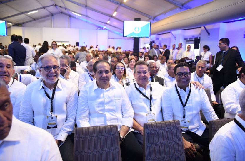 PRM escoger como su presidente a Luìs Abinader