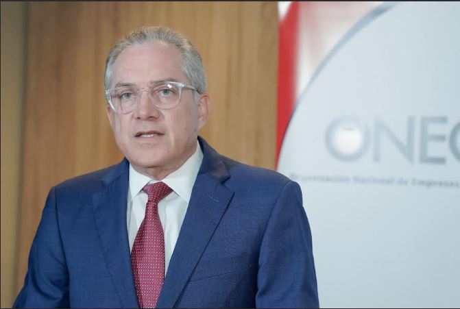 Ernesto Martínez, presidente de la ONEC
