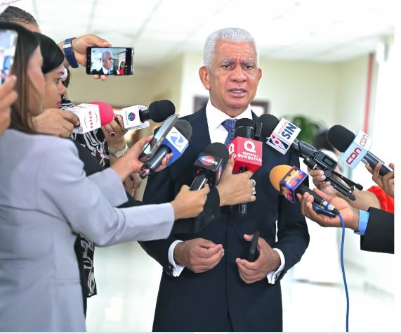 Riucardo de los Santos, alto dirigente del PRM