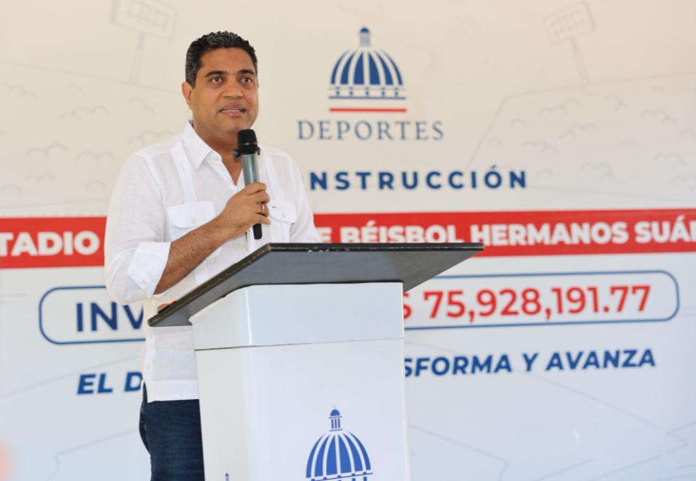 Kelvin Cruz, ministro de Deportes