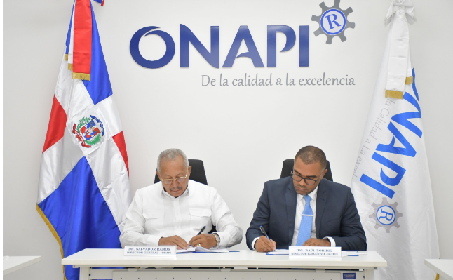 El convenio fue firmado por el director general Dr. Salvador Ramos, y el director ejecutivo de IATECI, Raúl Toribio