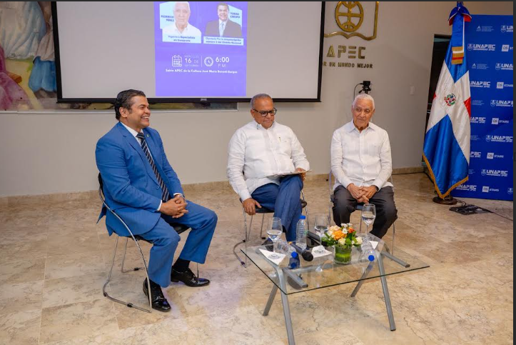Unapec reúne a especialistas para debatir los desafíos del transporte en RD