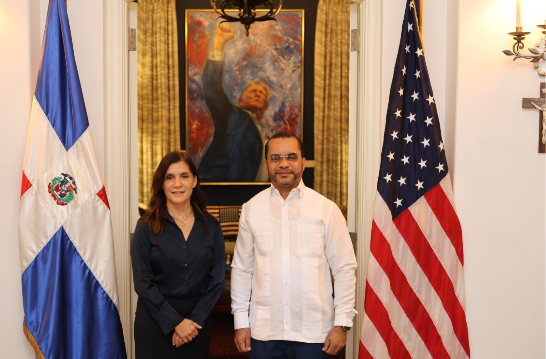 Rector del ITLA participa en encuentro con líderes de tecnología e innovación convocado por la Embajada de EE. UU.