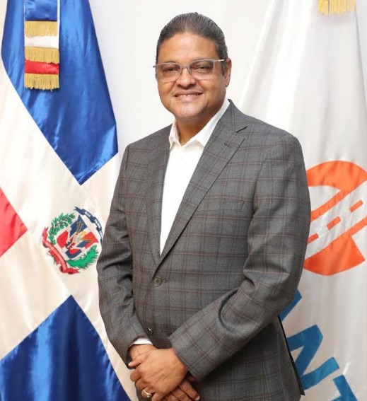 El director ejecutivo del Instituto Nacional de Tránsito y Transporte Terrestre (Intrant), Juan Manuel Méndez