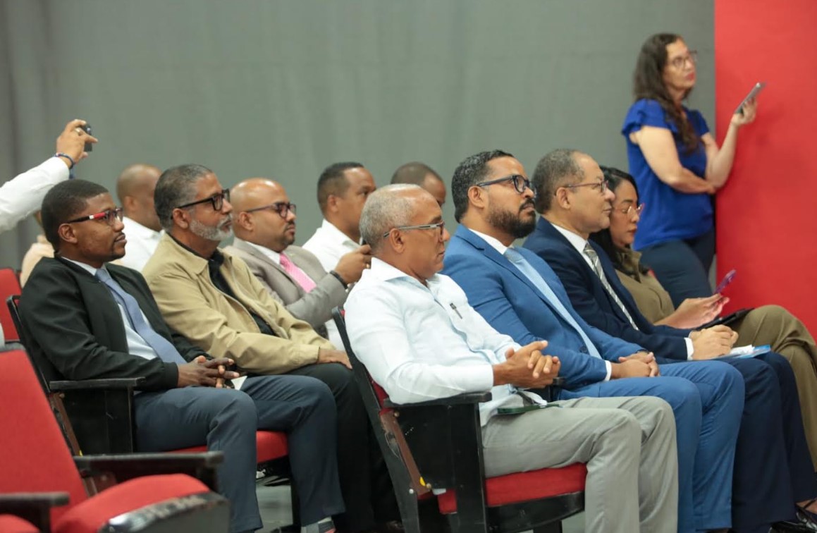 UASD y Ministerio de la Mujer organizan consulta para la reducción de riesgos de la violencia hacia las mujeres
