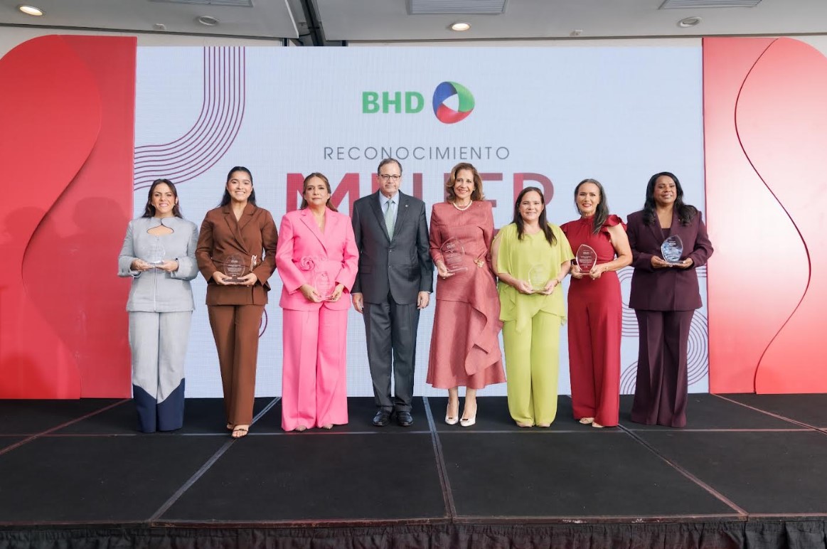 Banco BHD reconoce a clientas empresarias