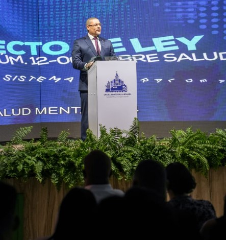 Senador de La Romana, Eduard Espíritusanto