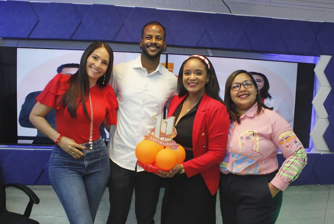 Conecta2 con Ana Inoa celebra 11 años ininterrumpidos con panel sobre consentimiento, pareja y responsabilidad social