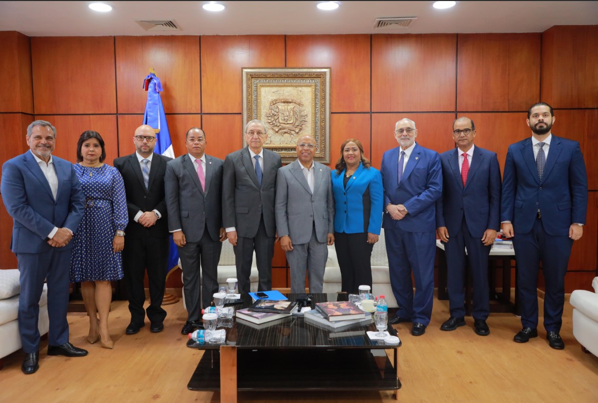 Cámara de Diputados recibe proyecto de ley del Poder Ejecutivo para transformar el ensanche La Fe