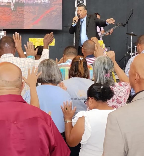 Iglesia Apostólica y Misionera celebra 50 años de trayectoria con multitudinario Encuentro Nacional Apostólico