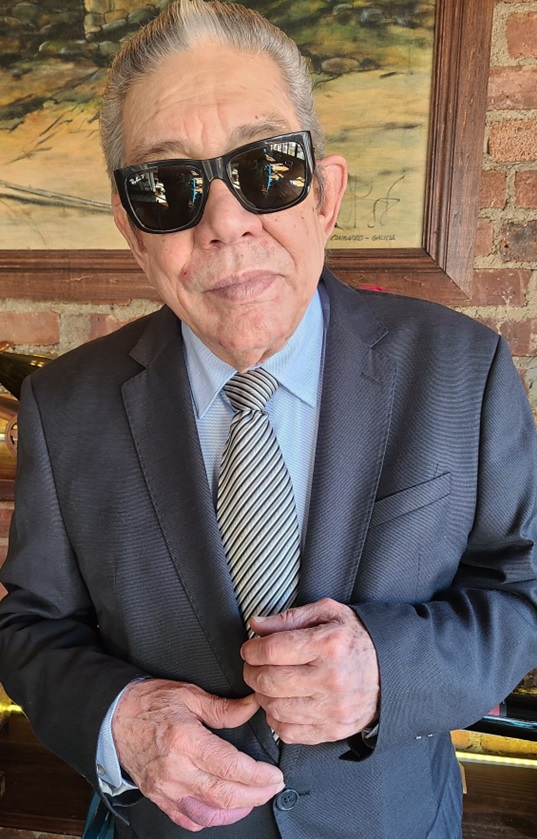 Locutor dominicano Francis Méndez