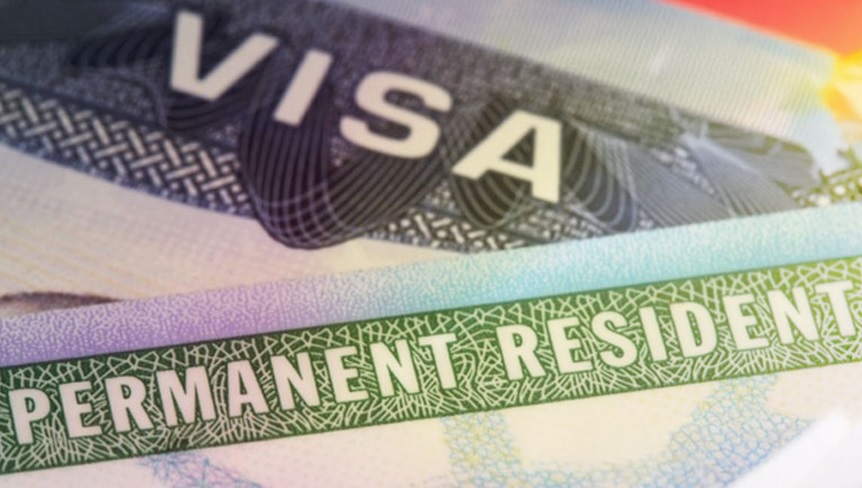 Nuevas medidas otorgar residencia en USA afectarán a millones de personas