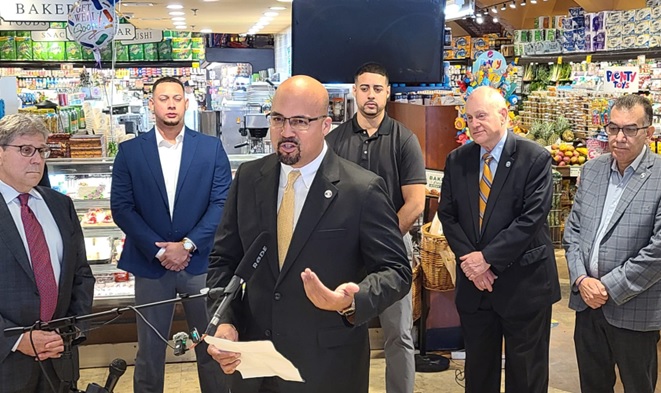 Si NYC quiere competir con los supermercados, que lo haga con las mismas reglas