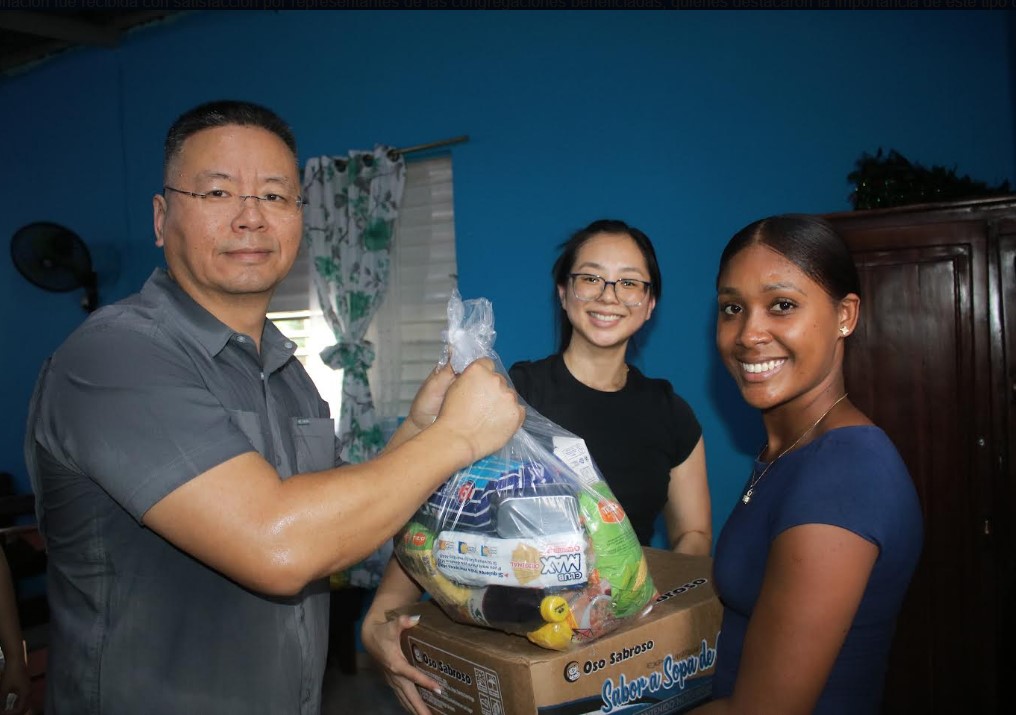 Cámara General de Comercio de Fujian realiza jornada solidaria en San Antonio de Guerra