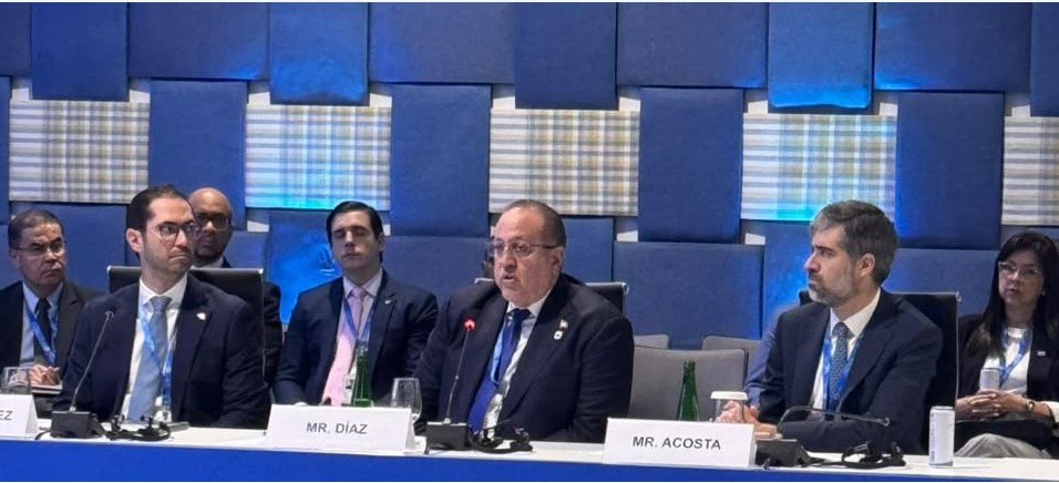 FMI valora desempeño económico de RD y manejo de crisis internacional; fija crecimiento del país en 4.6 % para 2026