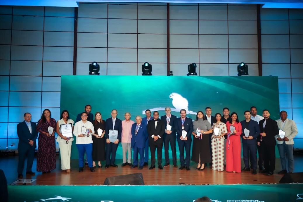 Premio Nacional de Turismo celebra su quinta edición y reconoce la excelencia de la industria turística dominicana