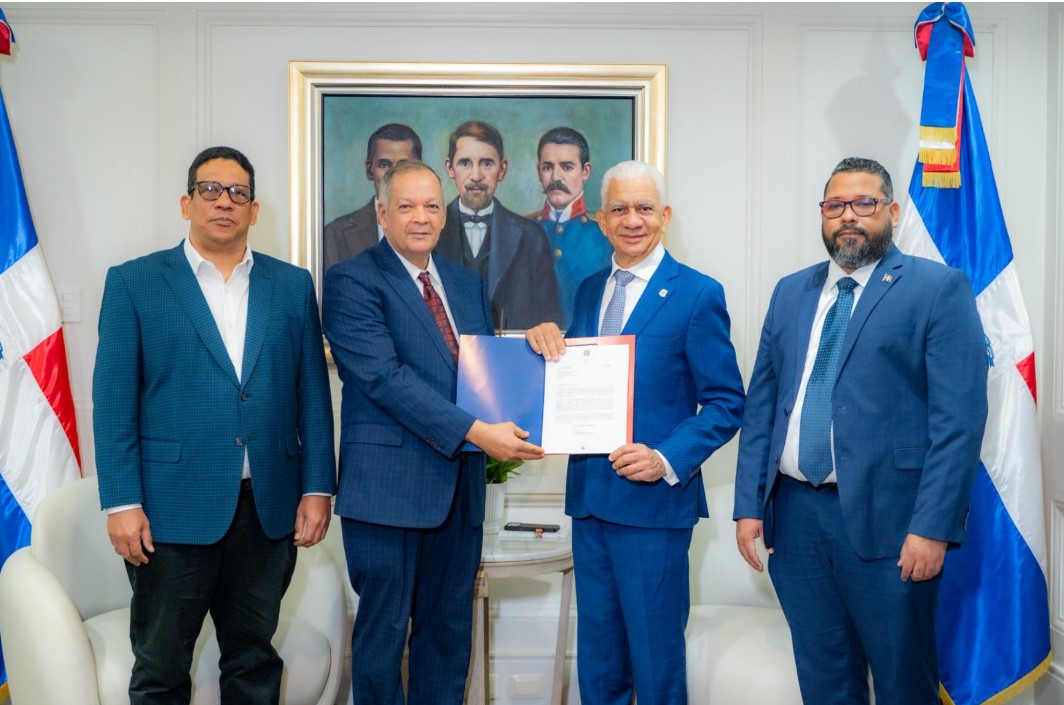 Senado recibe del Poder Ejecutivo proyecto de Ley General de Concesiones de Bienes, Servicios y Obras Públicas