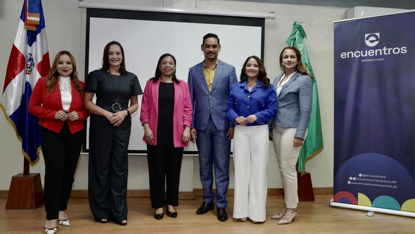 Nathalie Almonte, Lady Reyes, Olga Guzmán Padilla, Jill de Sena, Jenniffer Artias y Nikaury Rodríguez