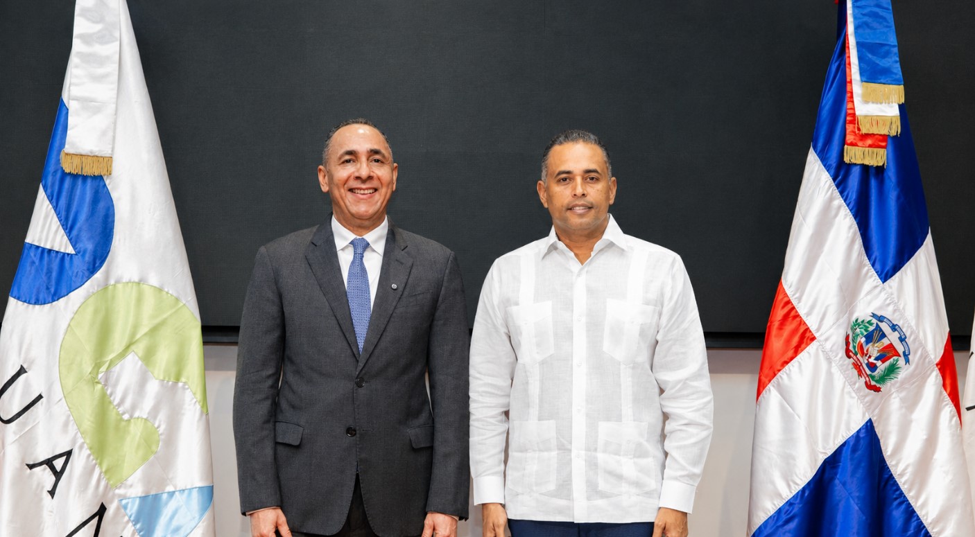 Asocivu y Aduanas conversan sobre aplicación del DR-CAFTA