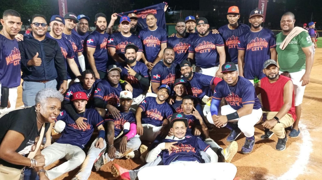 Manoguayabo City venció a los Fory Boyz y avanzó a la final del torneo Rubén Pimentel de Softbol BB del Distrito Nacional.