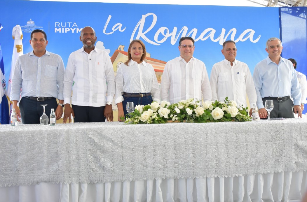 ONAPI participa en Ruta Mipymes La Romana para promover la propiedad industrial