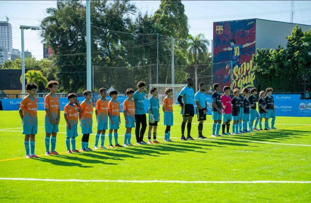 Más de 300 jóvenes dieron inicio a la cuarta Copa Intercolegial de Fútbol Humano Seguros