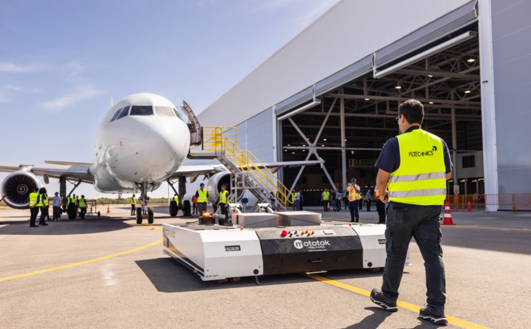 Empresa de mantenimiento aeronáutico, FL Technics, anuncia más de 100 nuevos empleos en Punta Cana